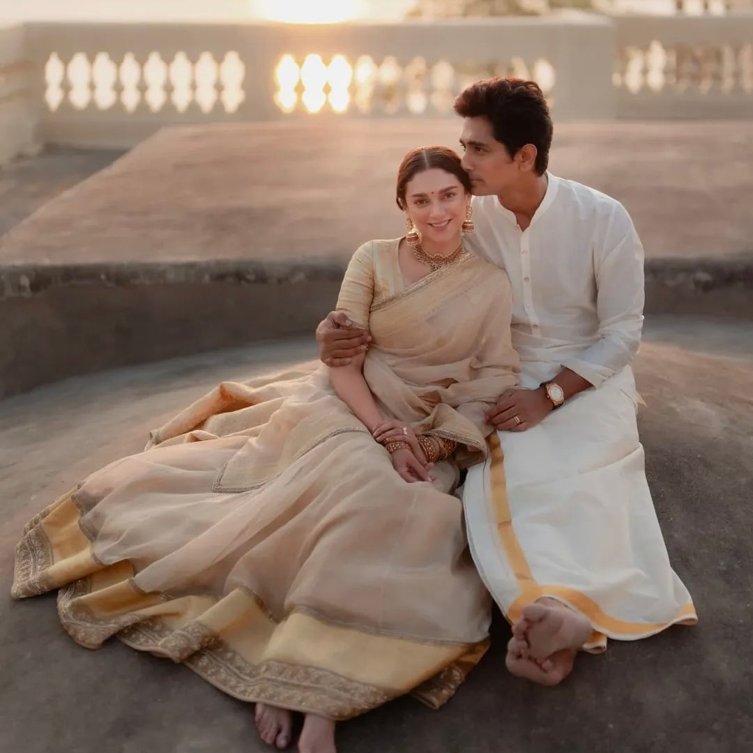 Aditi Rao Hydari and Siddharth tied the knot in Sabyasachi ensembles, at a 400-year-old Wanaparthy temple