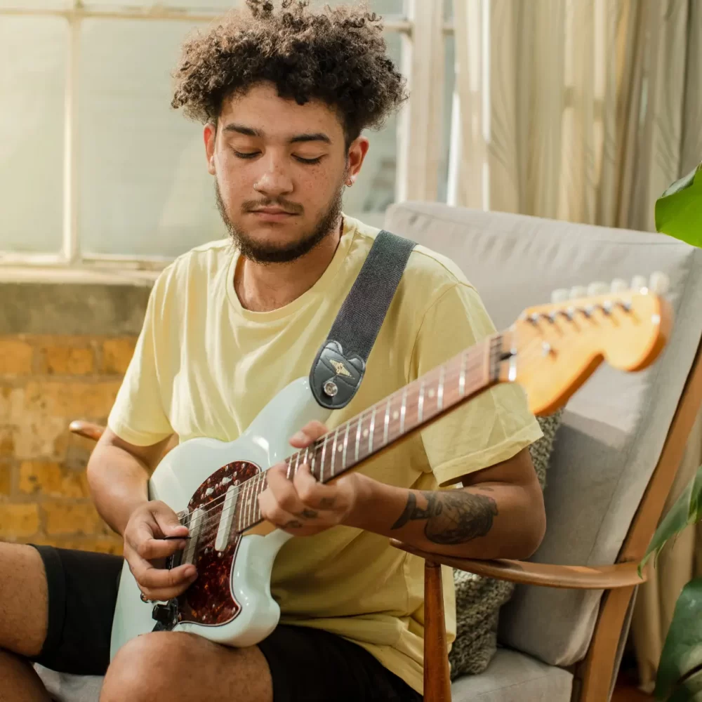 guy-playing-guitar
