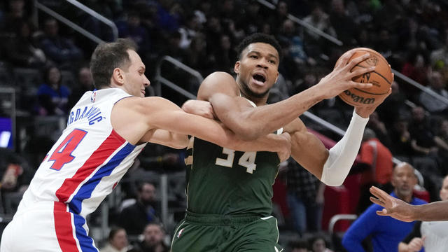 Bucks Pistons Basketball 