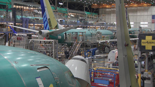 boeing-factory-floor.jpg 