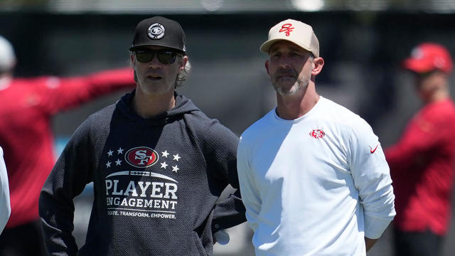 49ers-sorensen-shanahan-ap24131751816429.jpg 