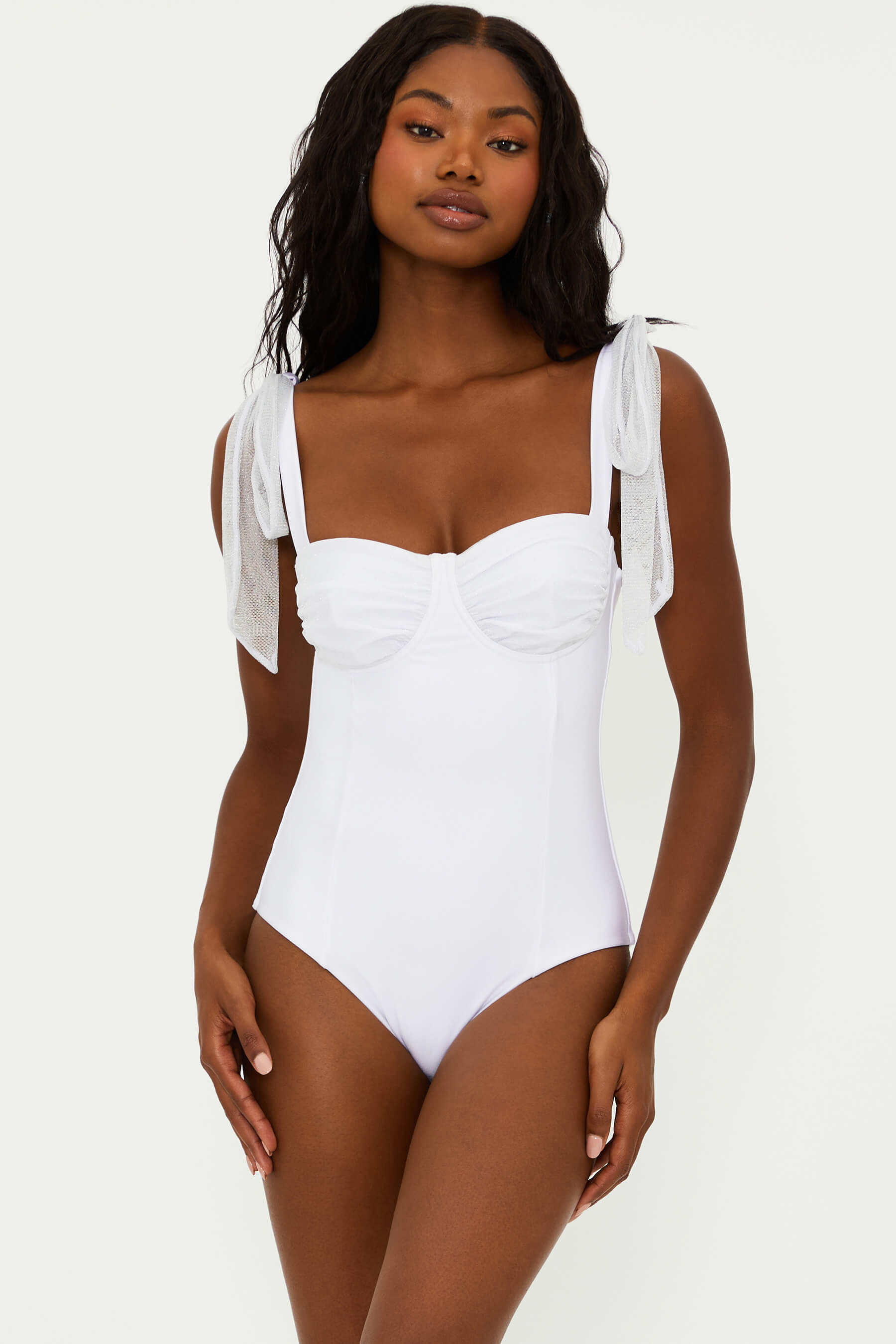 Dede One Piece White