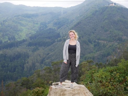 En la cima de Montserrate. Foto: Clemmie Pollard