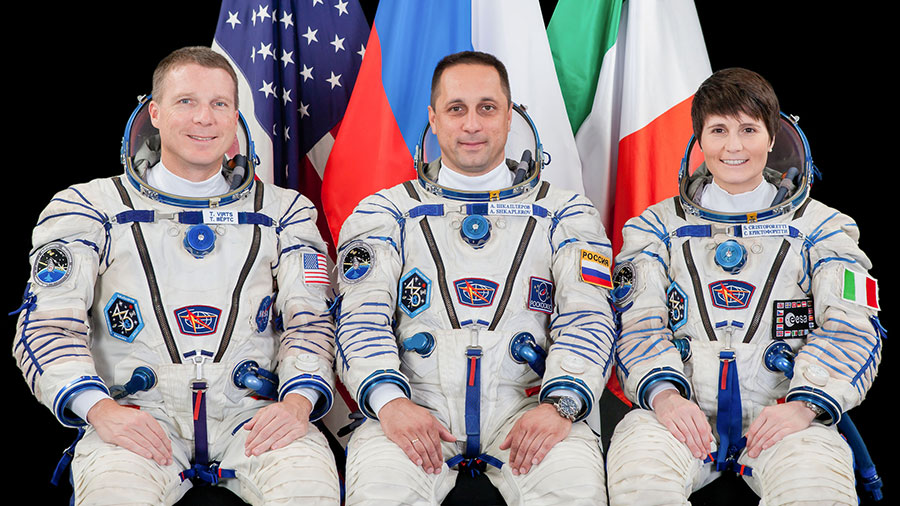 Expedition 42/43 Crew Members