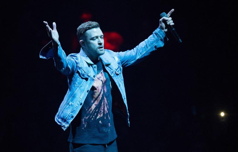 Justin Timberlake leads a ‘Who Dat’ chant during his New Orleans concert