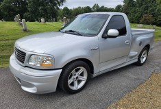 12k-Mile 2001 Ford F-150 SVT Lightning