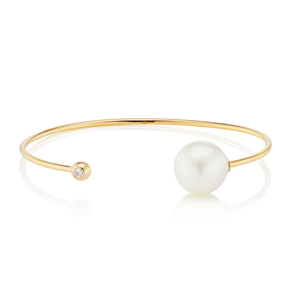 Aura Pearl Bangle