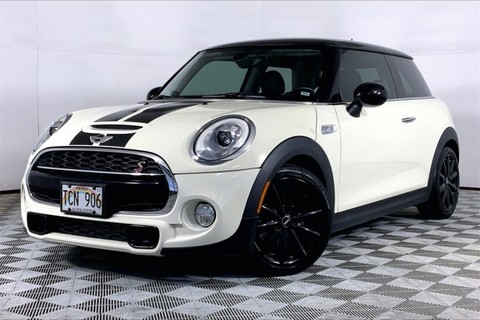 2017 Mini Cooper Hbks.