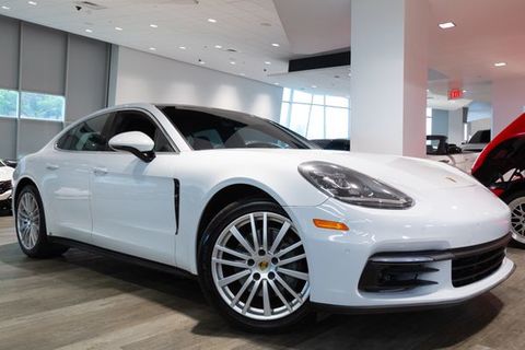 2017 Porsche Panamera.