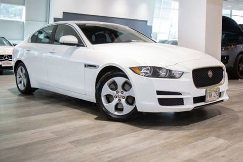 2017 Jaguar XE.