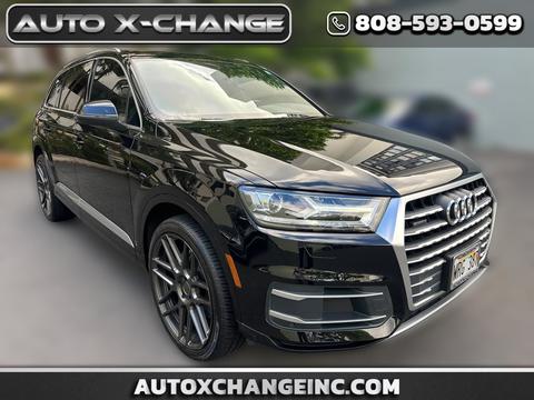 2019 Audi Q7.