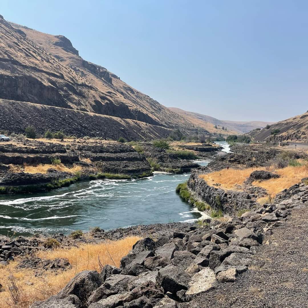 Views of the White River snakeing through the White River Valley Canyon on Joyride.