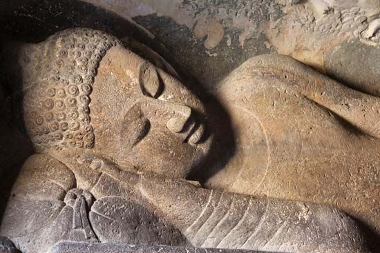 Ajanta Caves: reclining Buddha