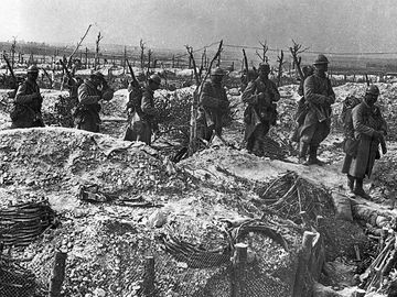 French infantry coming into position at the Marne during World War I, 1914-18.