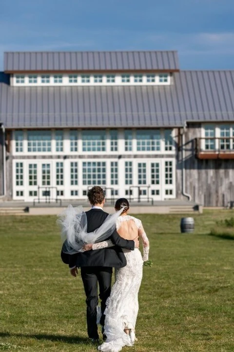 An Outdoor Wedding for Genevieve and Sam