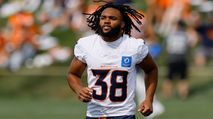 5 Breakout Running Backs to Draft (2024 Fantasy Football) https://cdn.fantasypros.com/wp-content/images/jaleel_mclaughlin_broncos_6-1/213x119.jpg