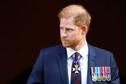 prince harry award royal family