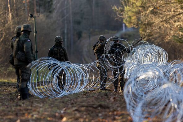 europe defence wall poland russia border