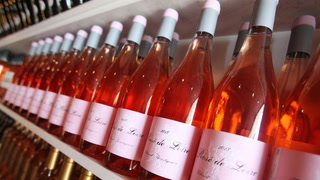 ‘I’m a wine expert - this is why you’re drinking your rosé wrong’