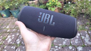 Portable speaker: JBL Charge 5 Wi-Fi