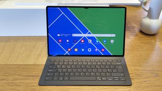 Samsung Galaxy Tab S9 Ultra hands on 