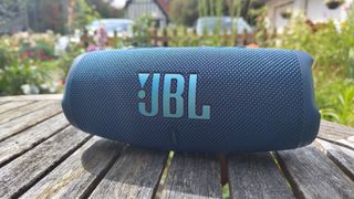 JBL Charge 5 