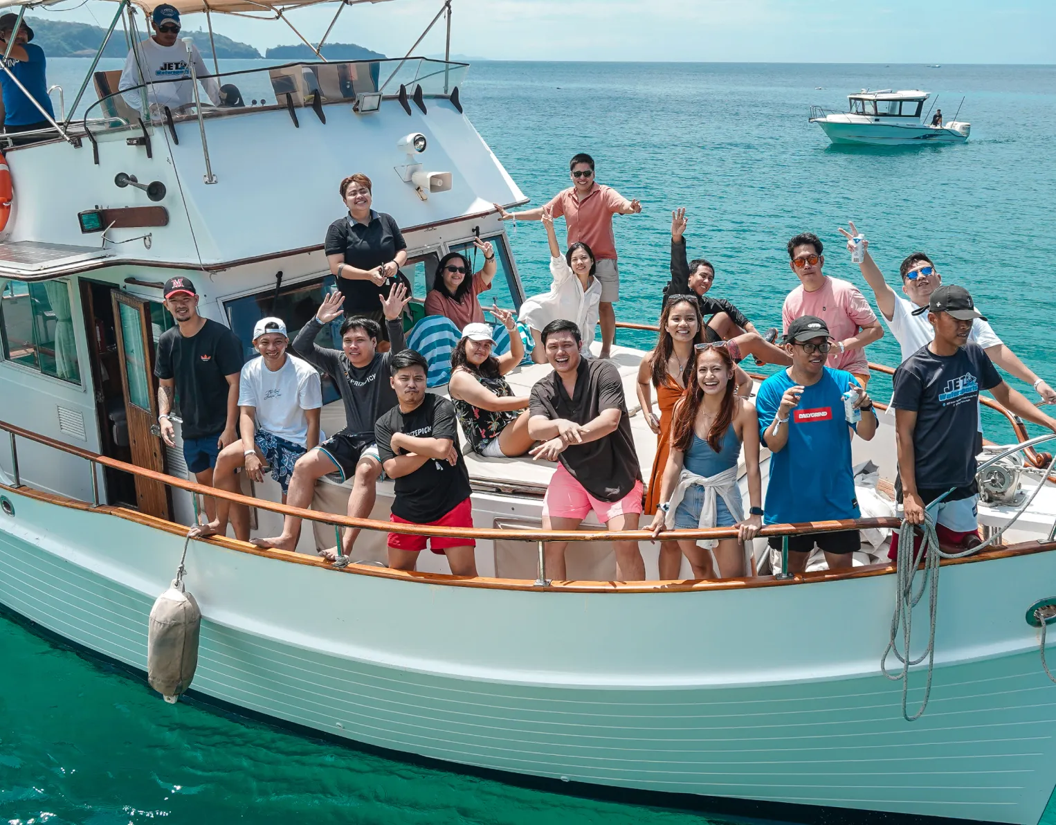 prizepicks employees on boat