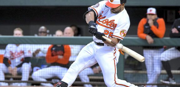 Anthony Santander fantasy baseball rankings waiver wire draft sleepers