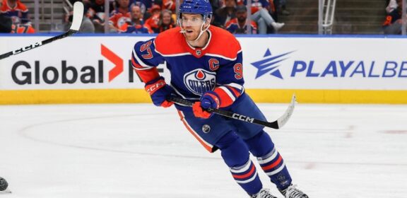 Connor McDavid - NHL DFS lineup picks daily fantasy hockey