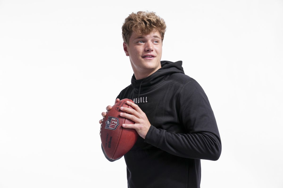 NFL Combine - Portraits