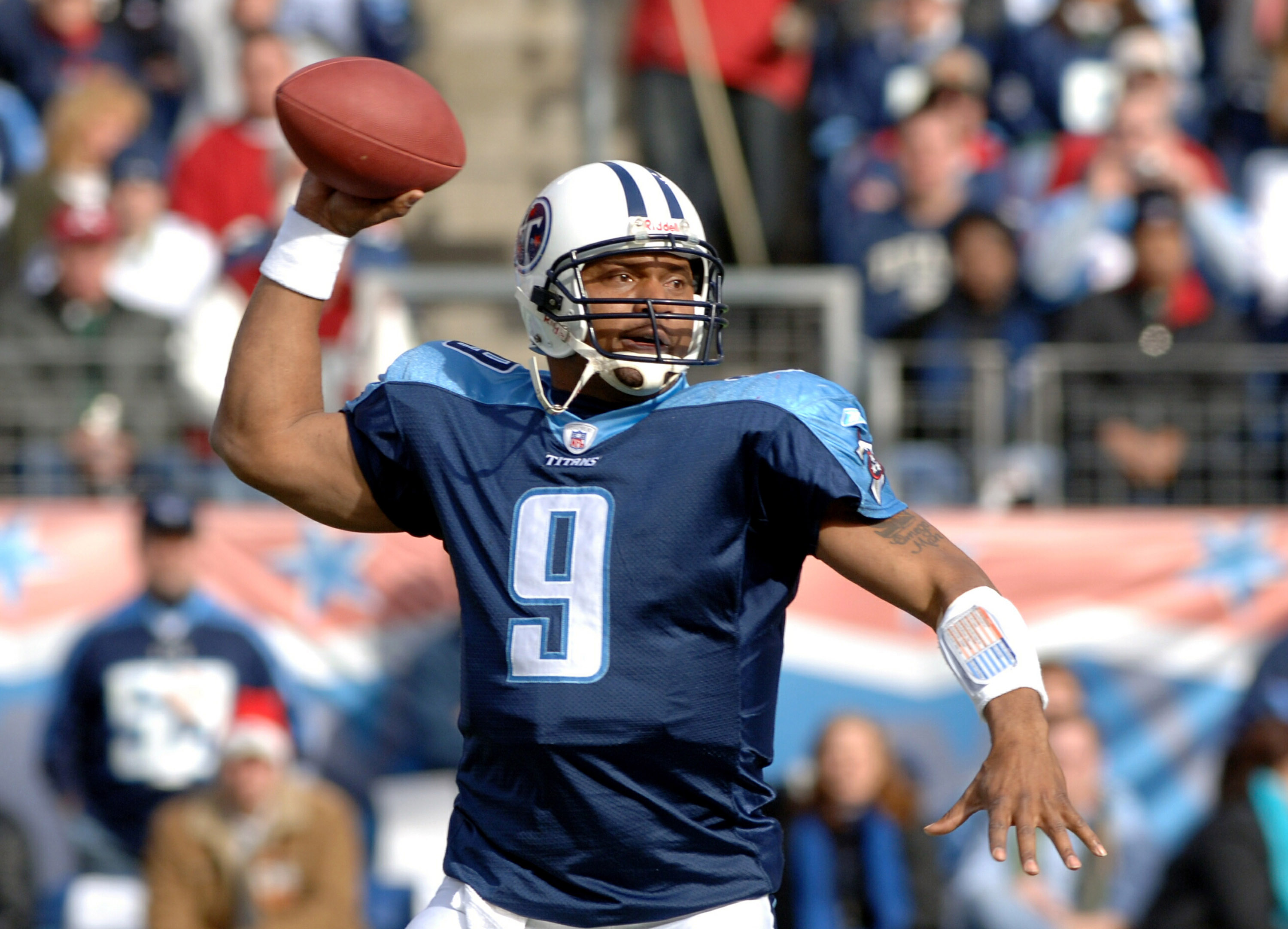 Seattle Seahawks vs Tennessee Titans - December 18, 2005