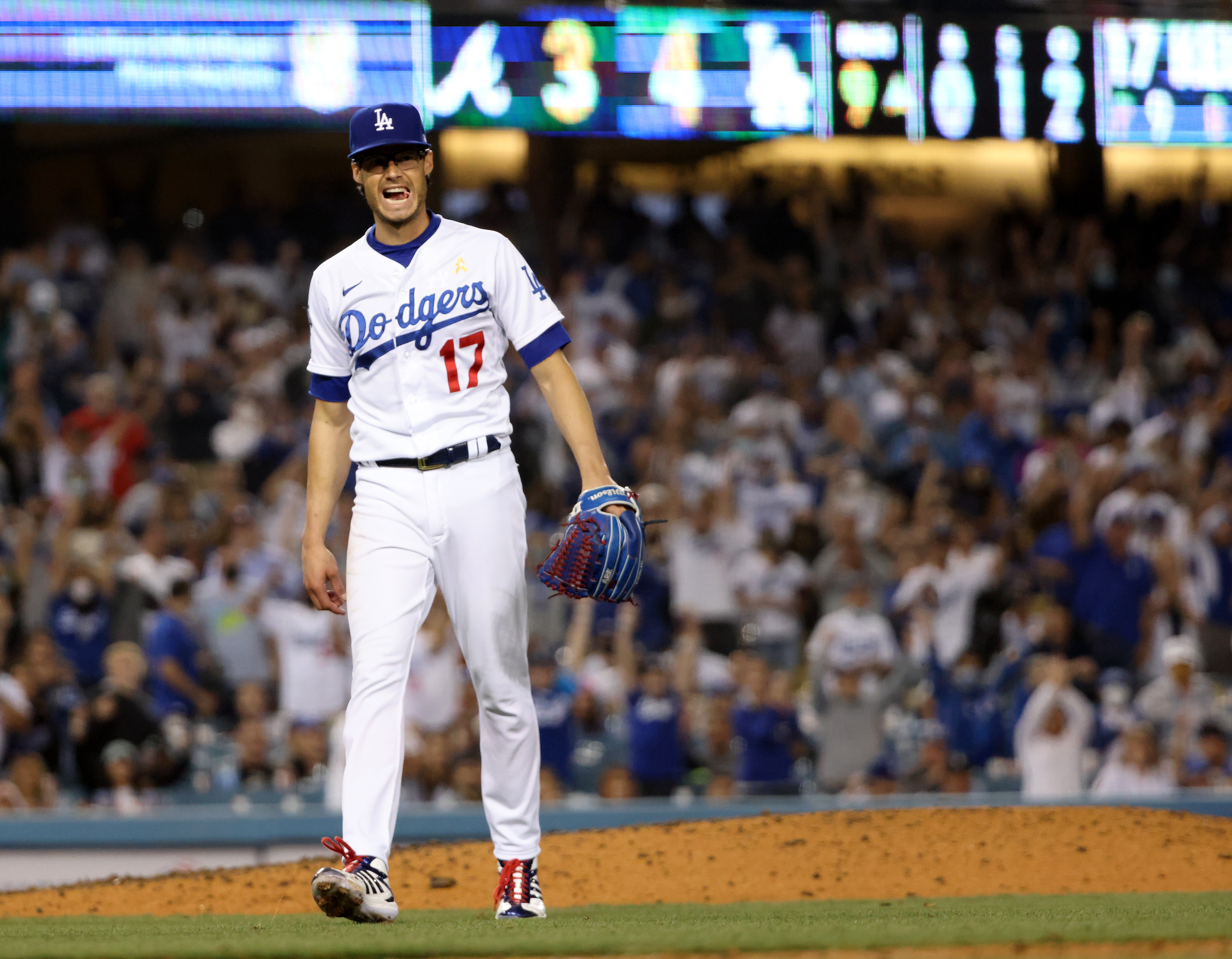 Atlanta Braves v Los Angeles Dodgers