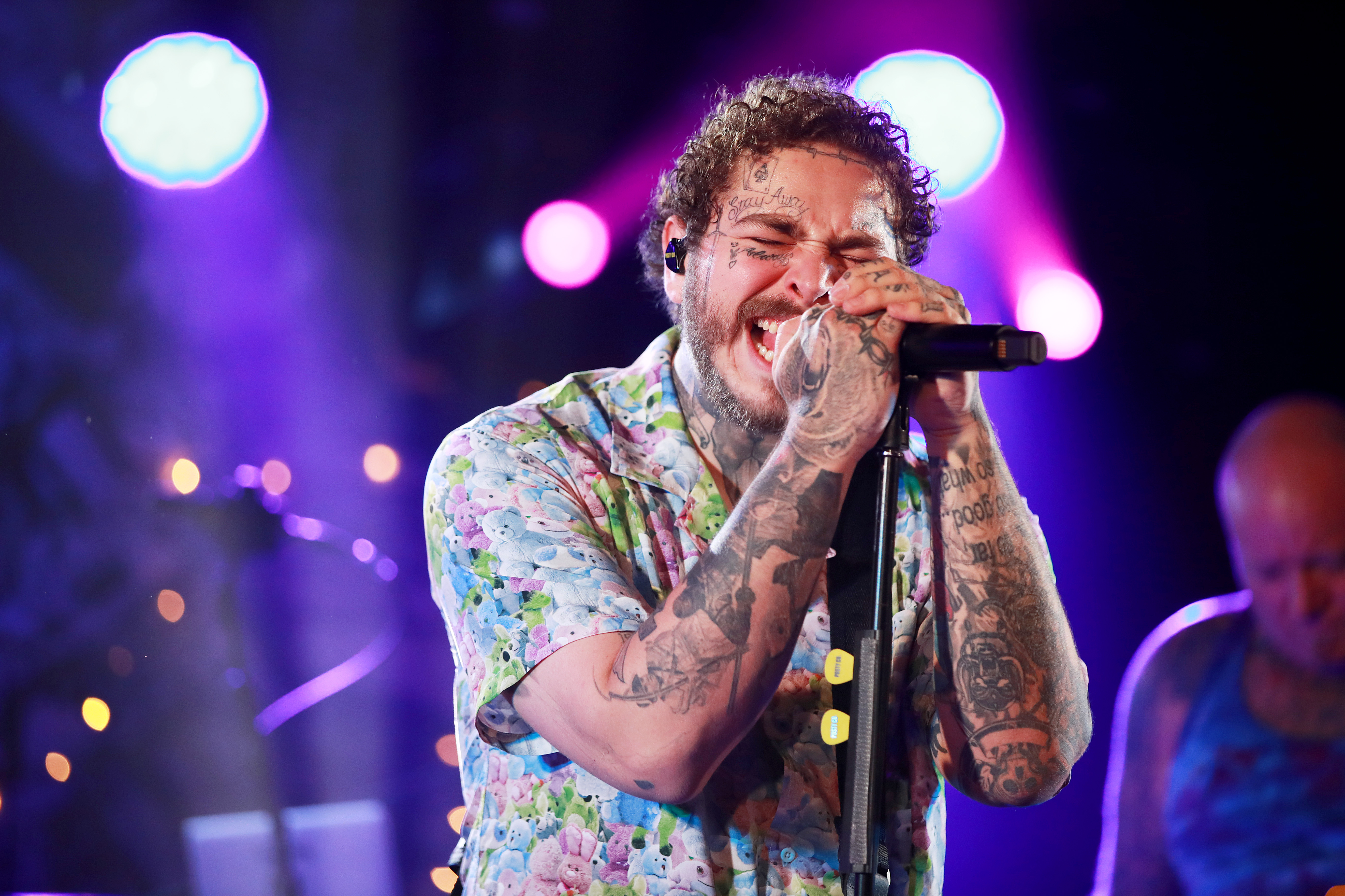 Post Malone Backed By Sublime With Rome Headlines Bud Light’s Dive Bar Tour In New York City