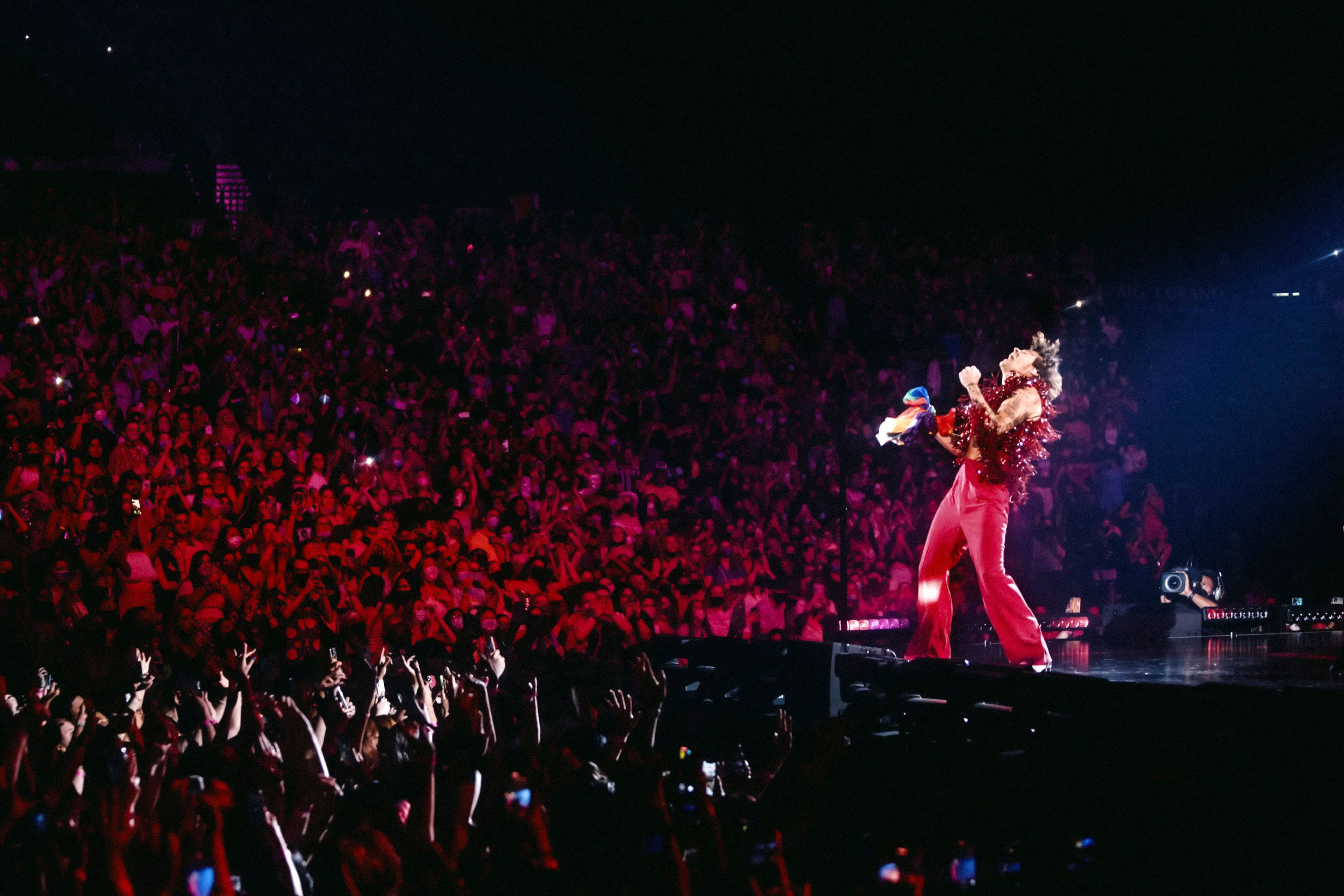 Harry Styles Performs At MGM Grand Garden Arena