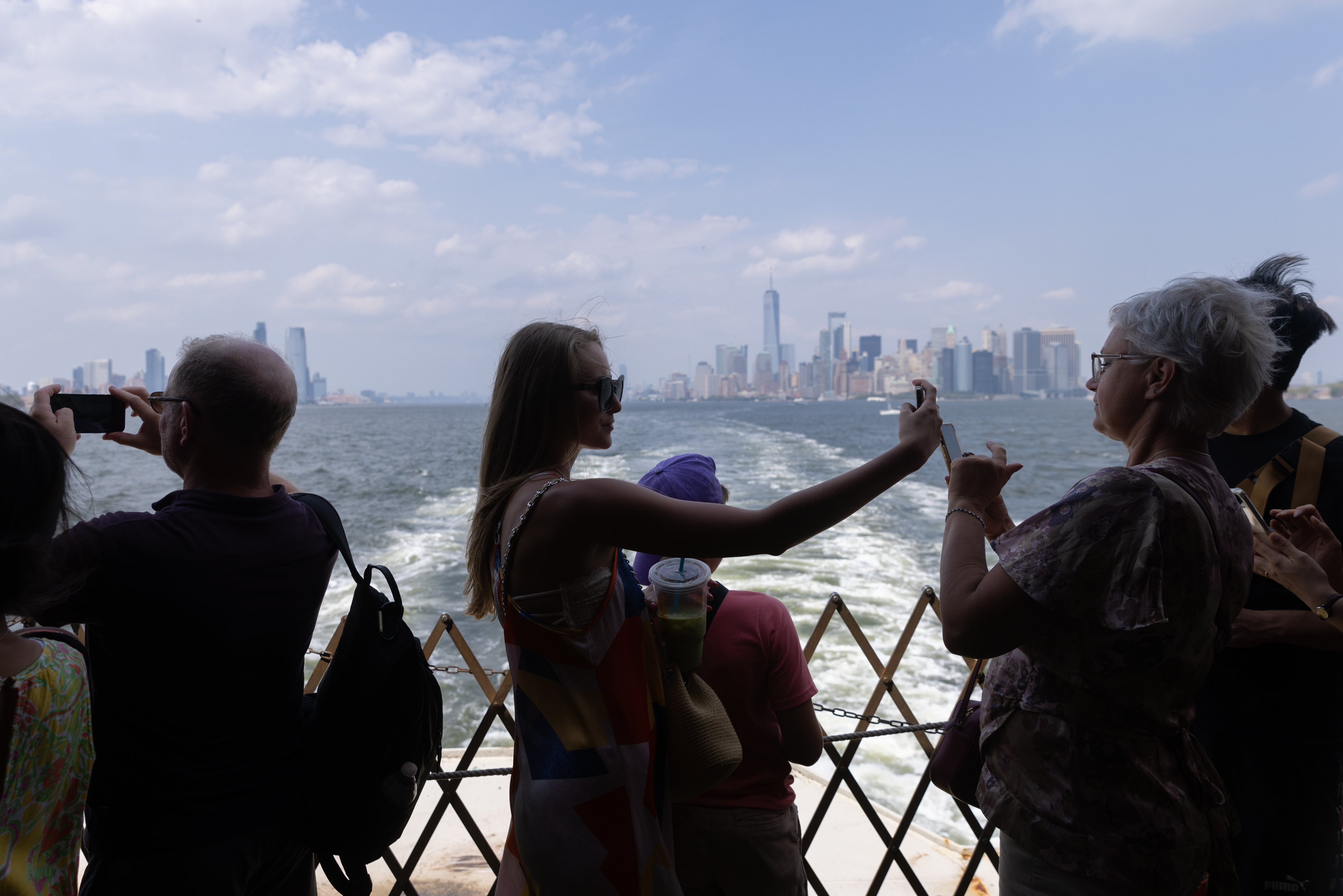 New York City Set To Bake Under Hottest Temperature Of Year