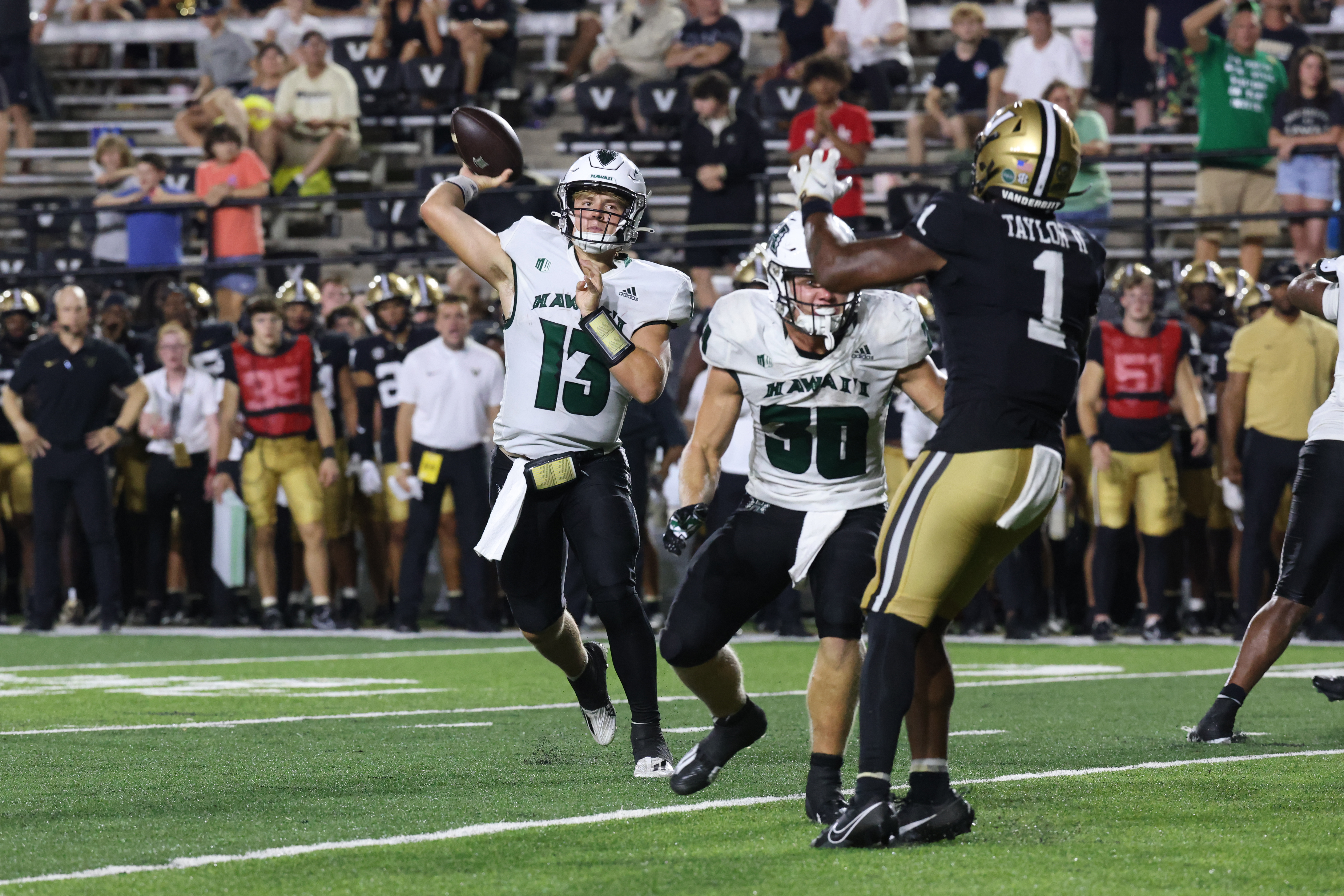 COLLEGE FOOTBALL: AUG 26 Hawaii at Vanderbilt