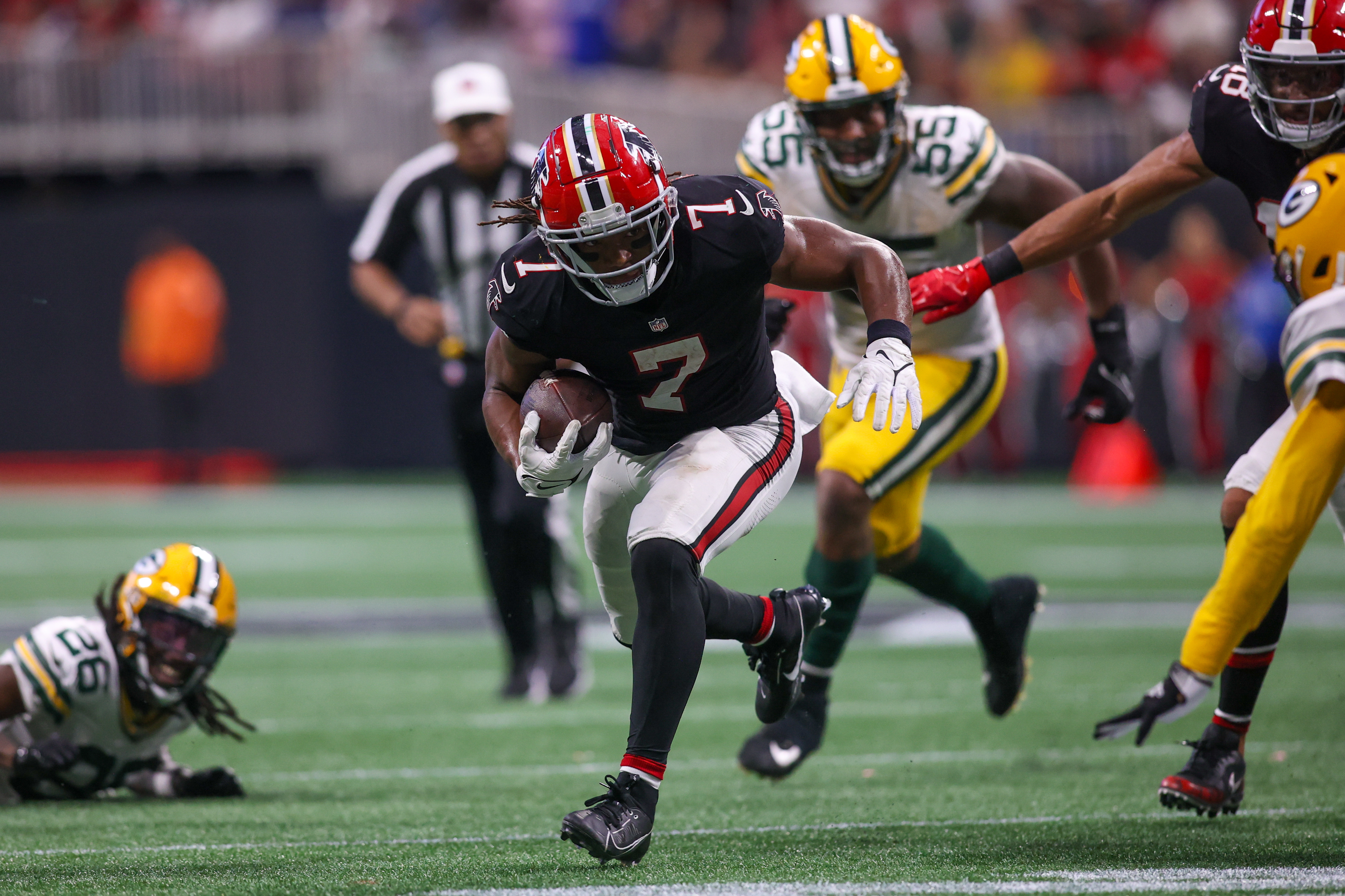 NFL: Green Bay Packers at Atlanta Falcons