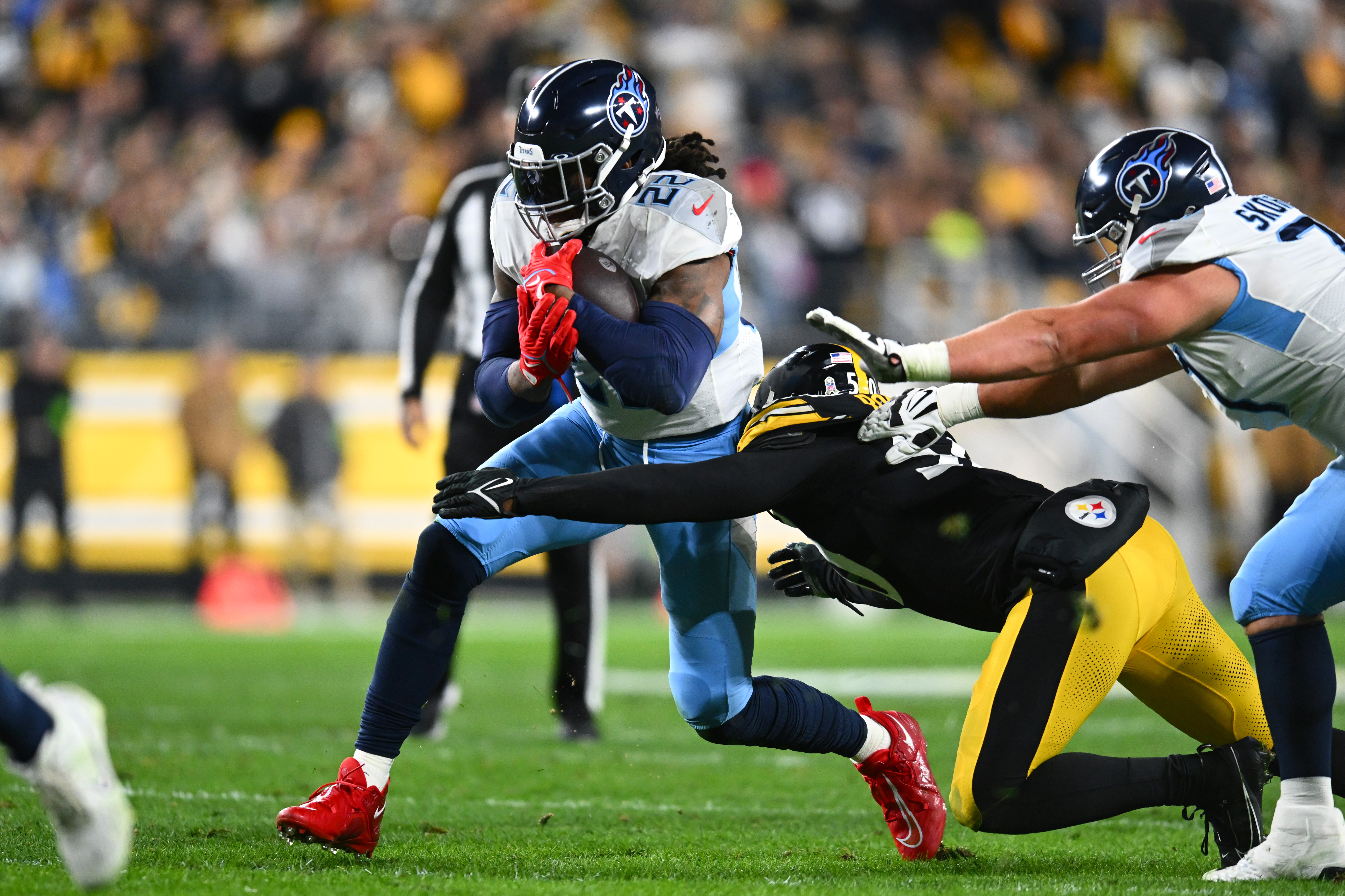 Tennessee Titans v Pittsburgh Steelers