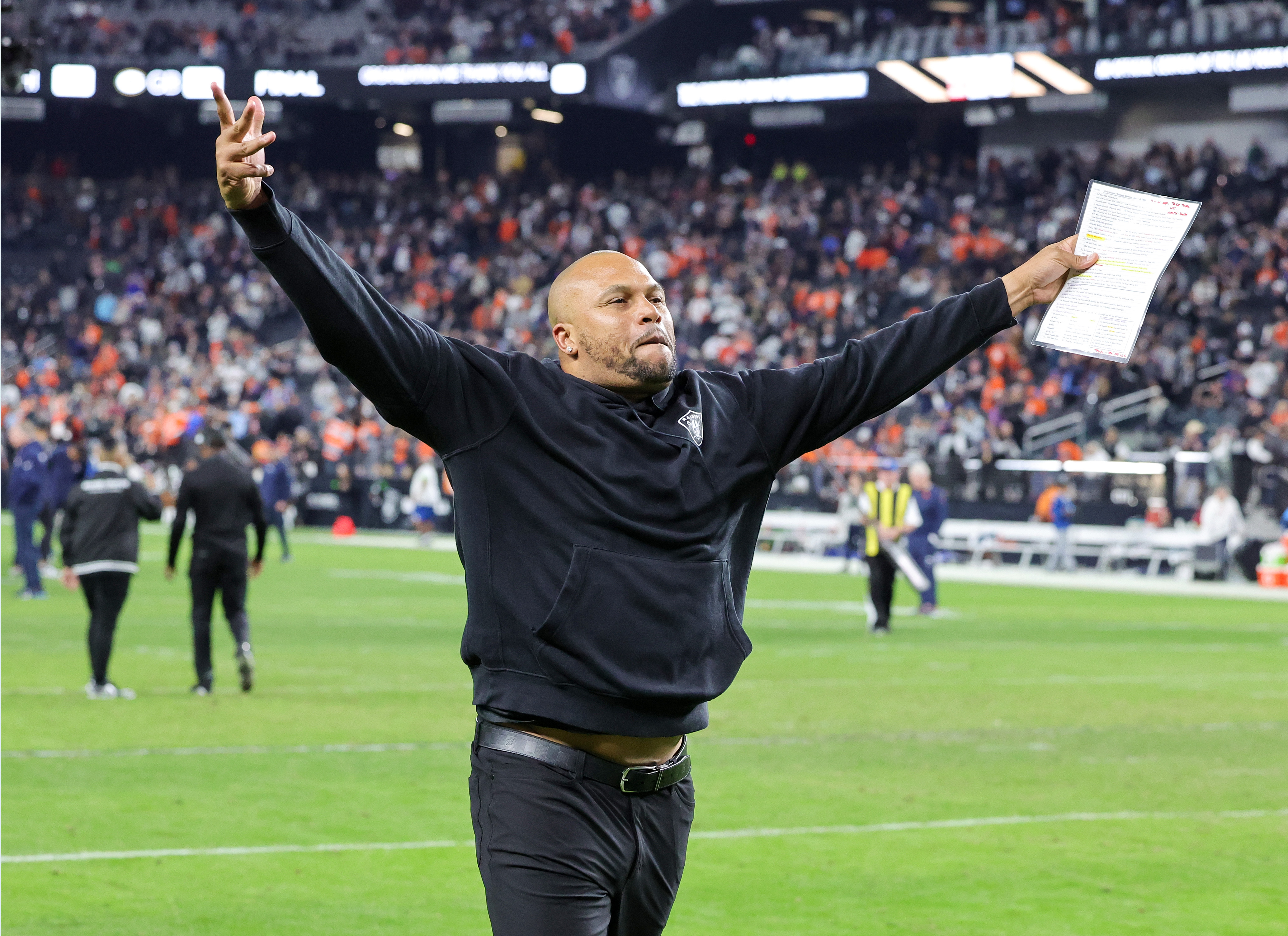 Denver Broncos v Las Vegas Raiders