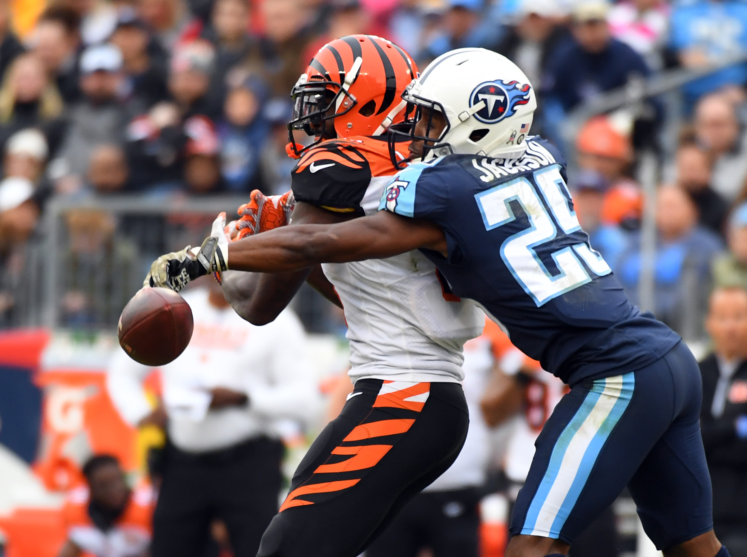 NFL: Cincinnati Bengals at Tennessee Titans