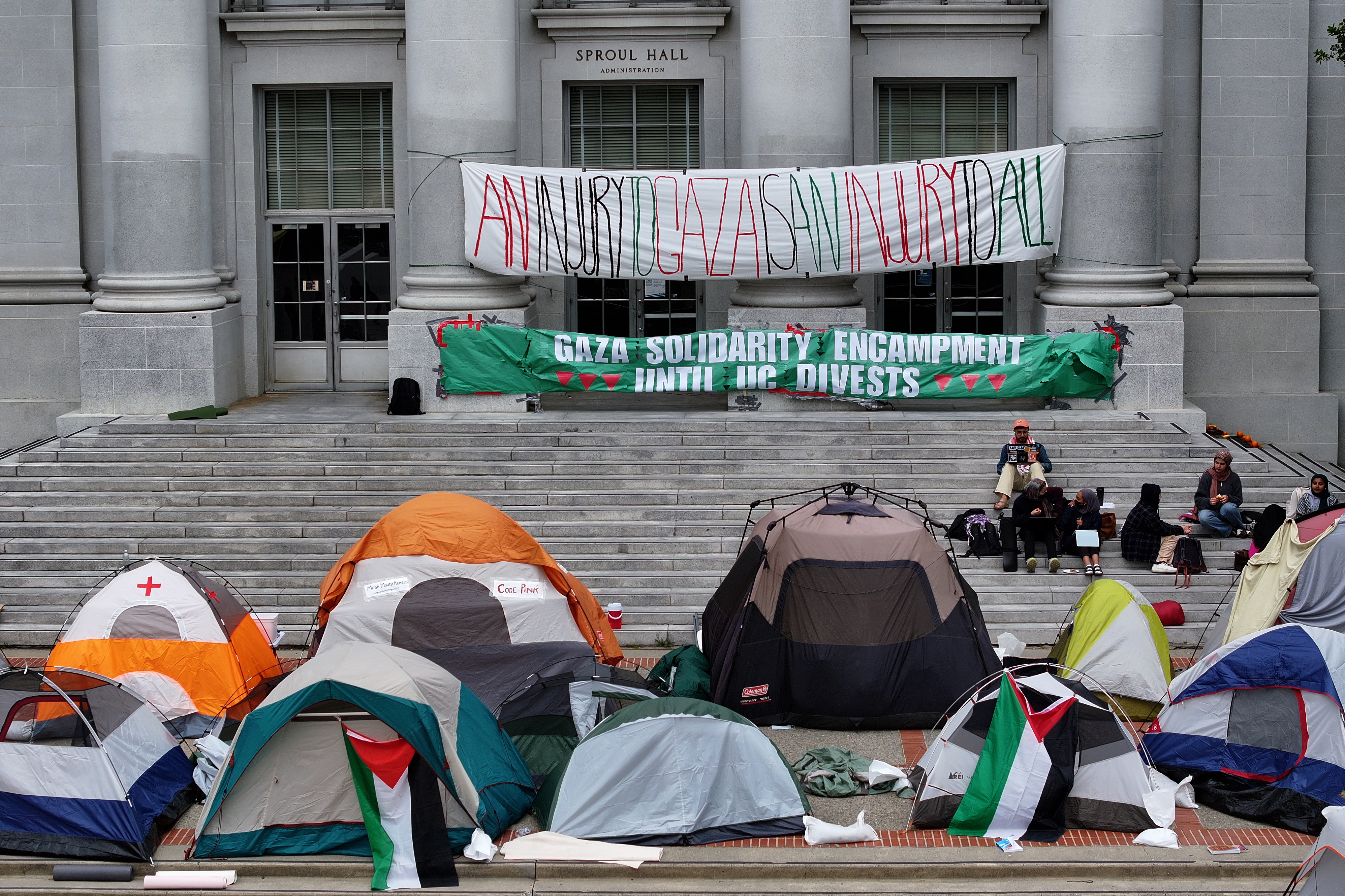 Students set up encampment at UC Berkeley to demand end to Gaza war, divestment from Israel