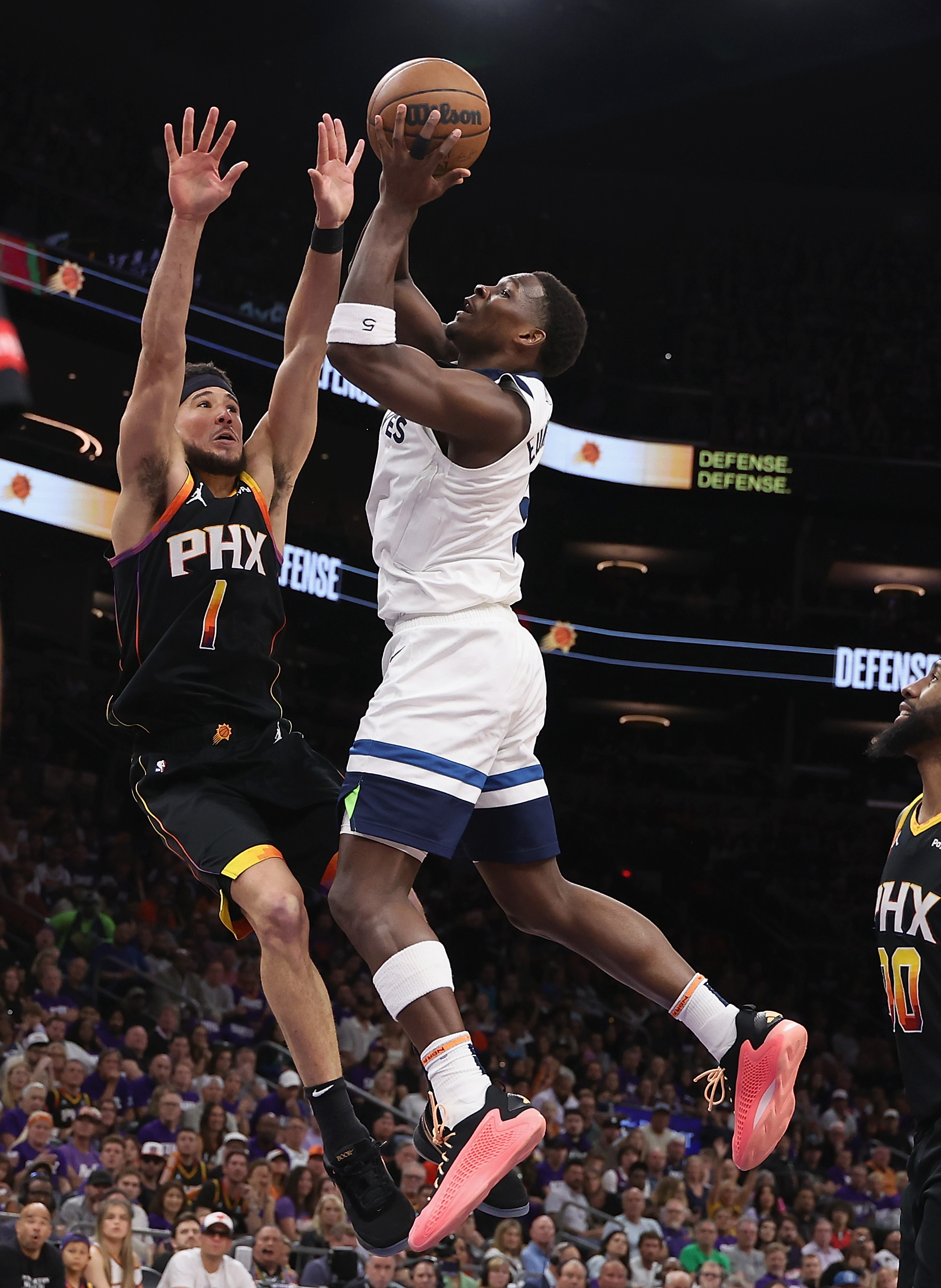 Minnesota Timberwolves v Phoenix Suns - Game Four