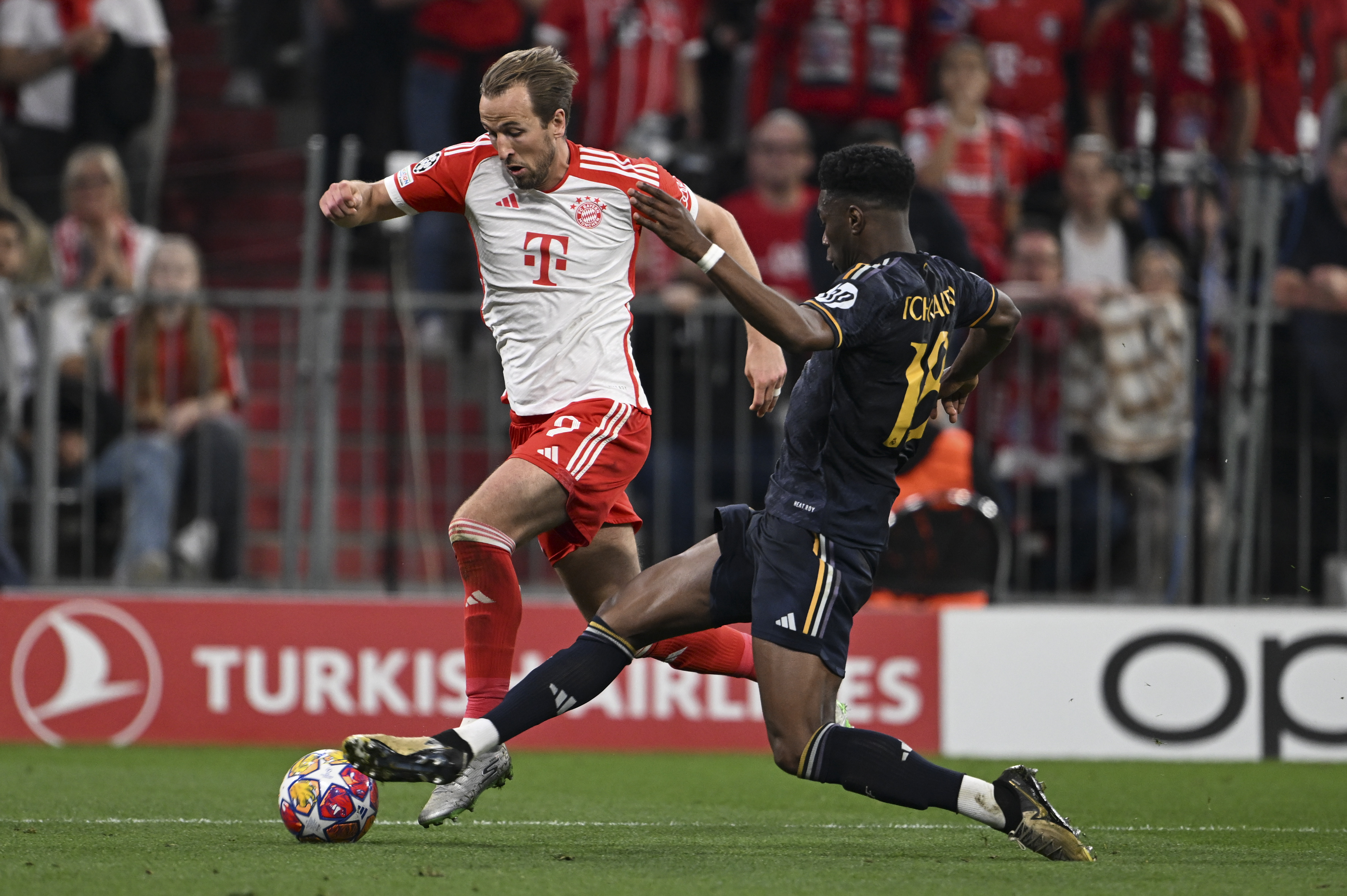 Bayern Munich v Real Madrid - UEFA Champions League Semi-Final