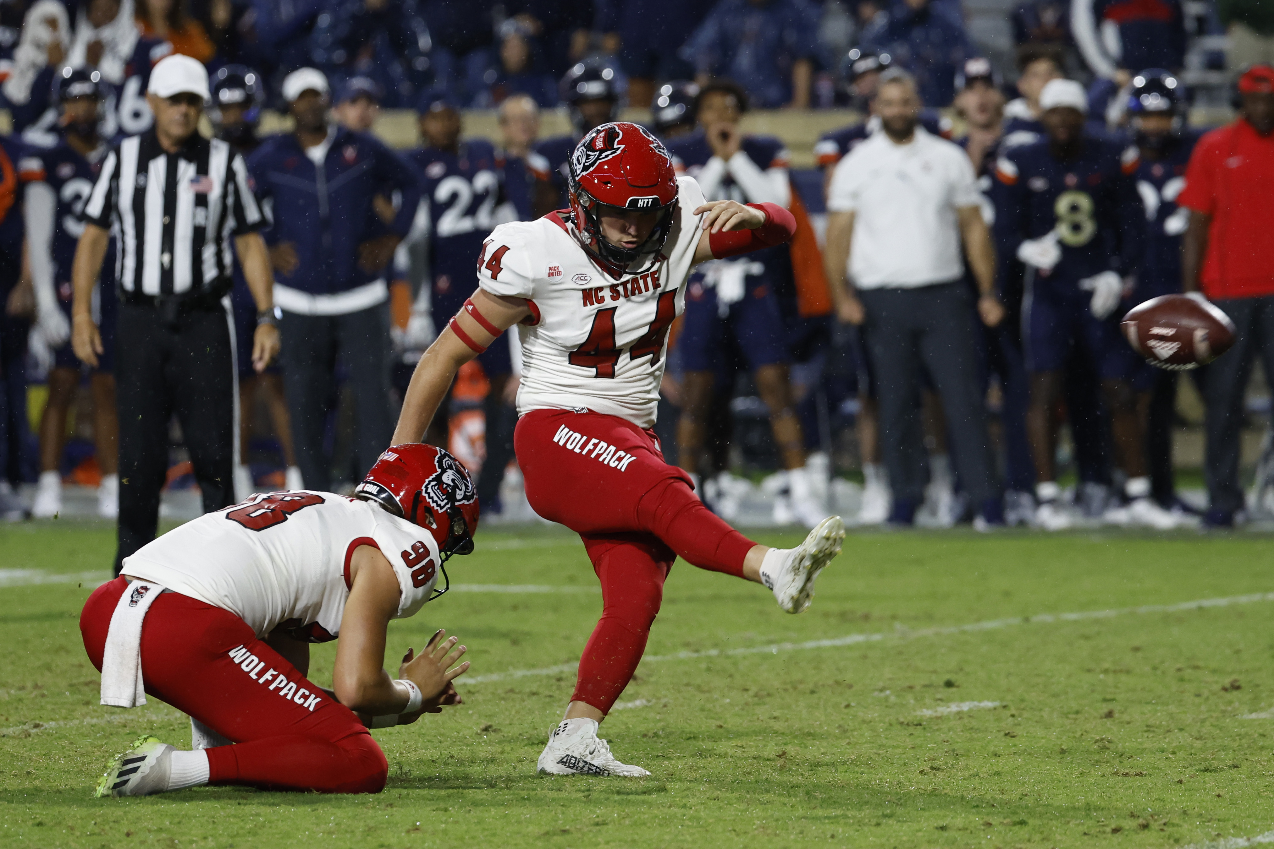 NCAA Football: North Carolina State at Virginia