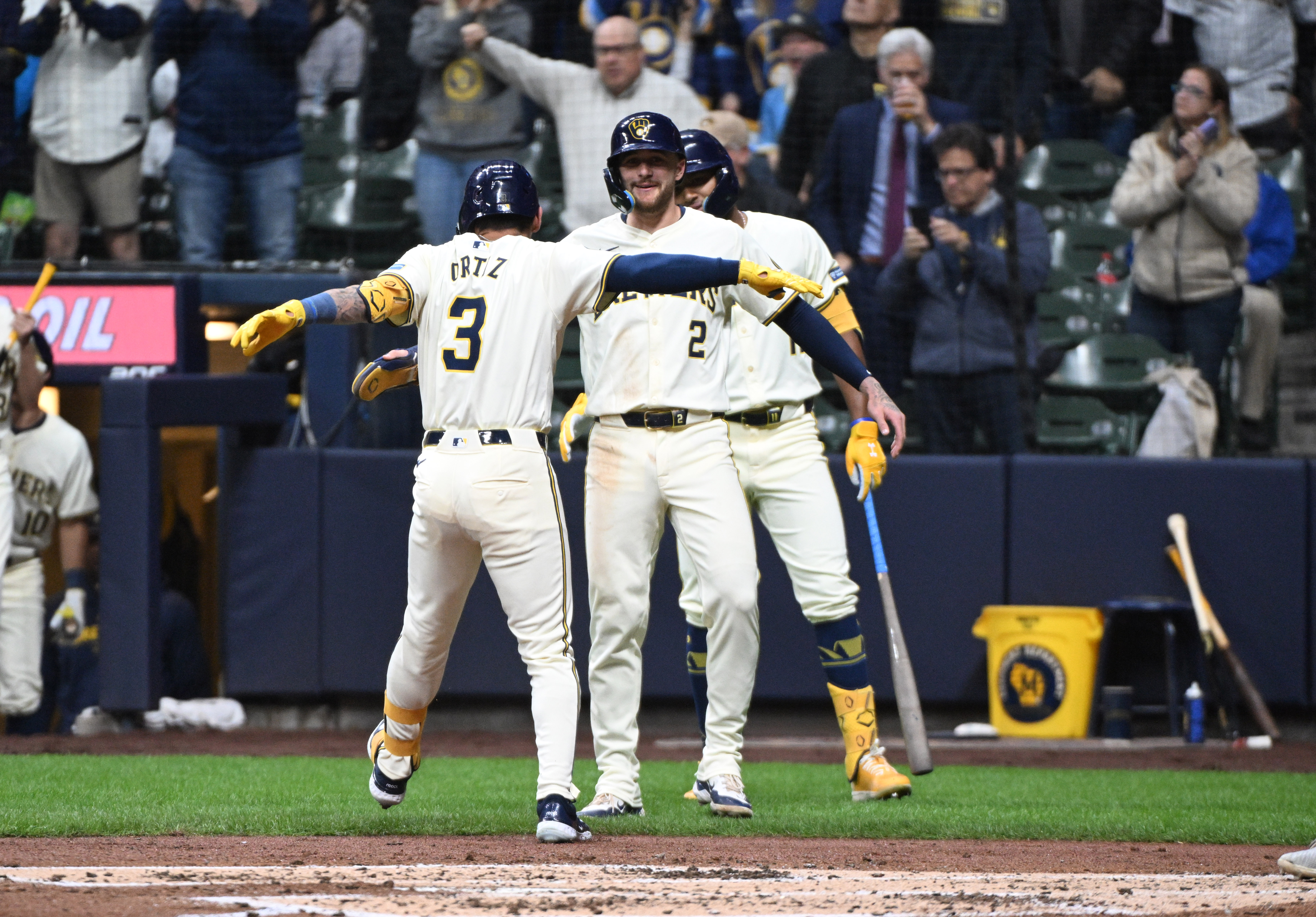 MLB: New York Yankees at Milwaukee Brewers