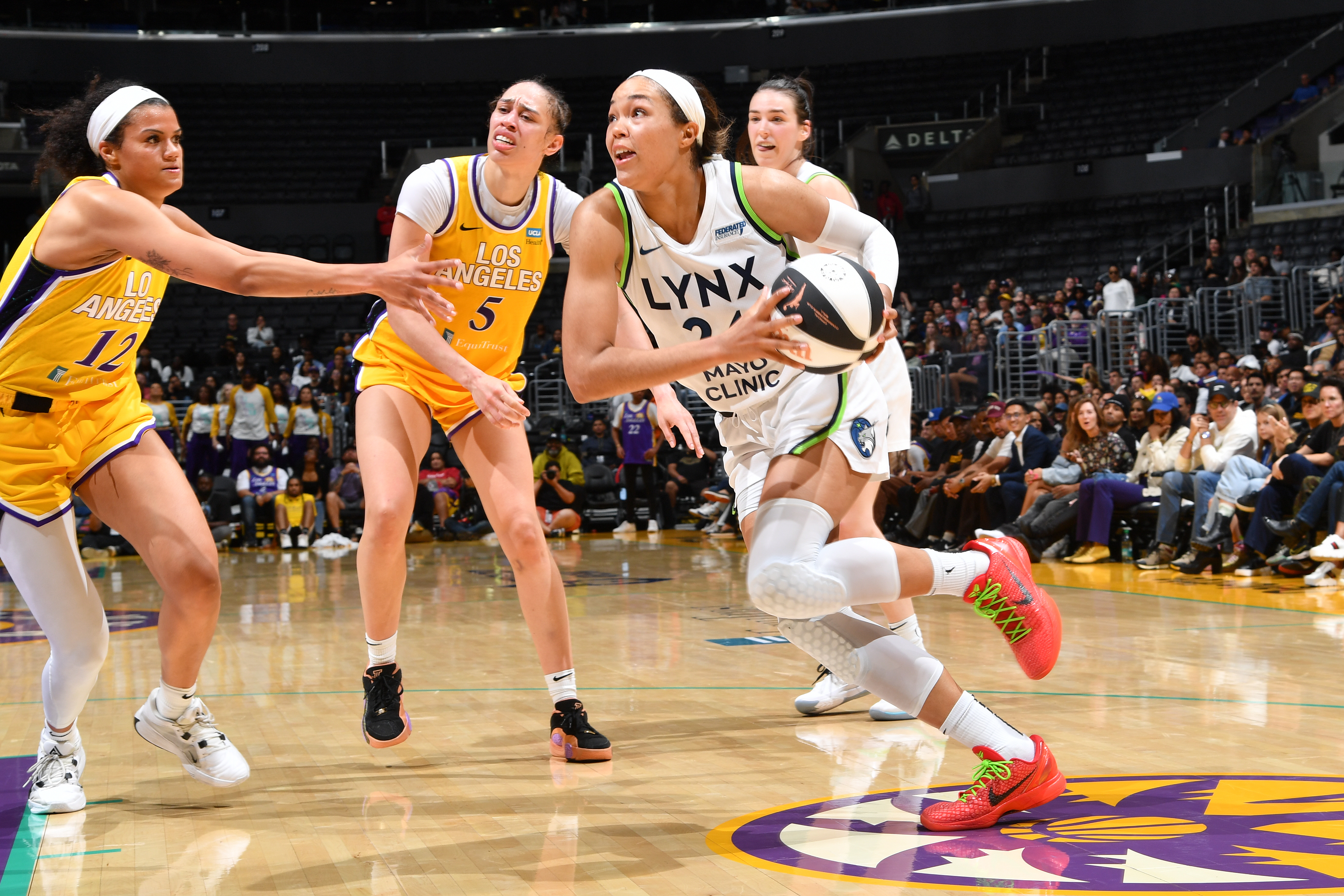 Minnesota Lynx v Los Angeles Sparks