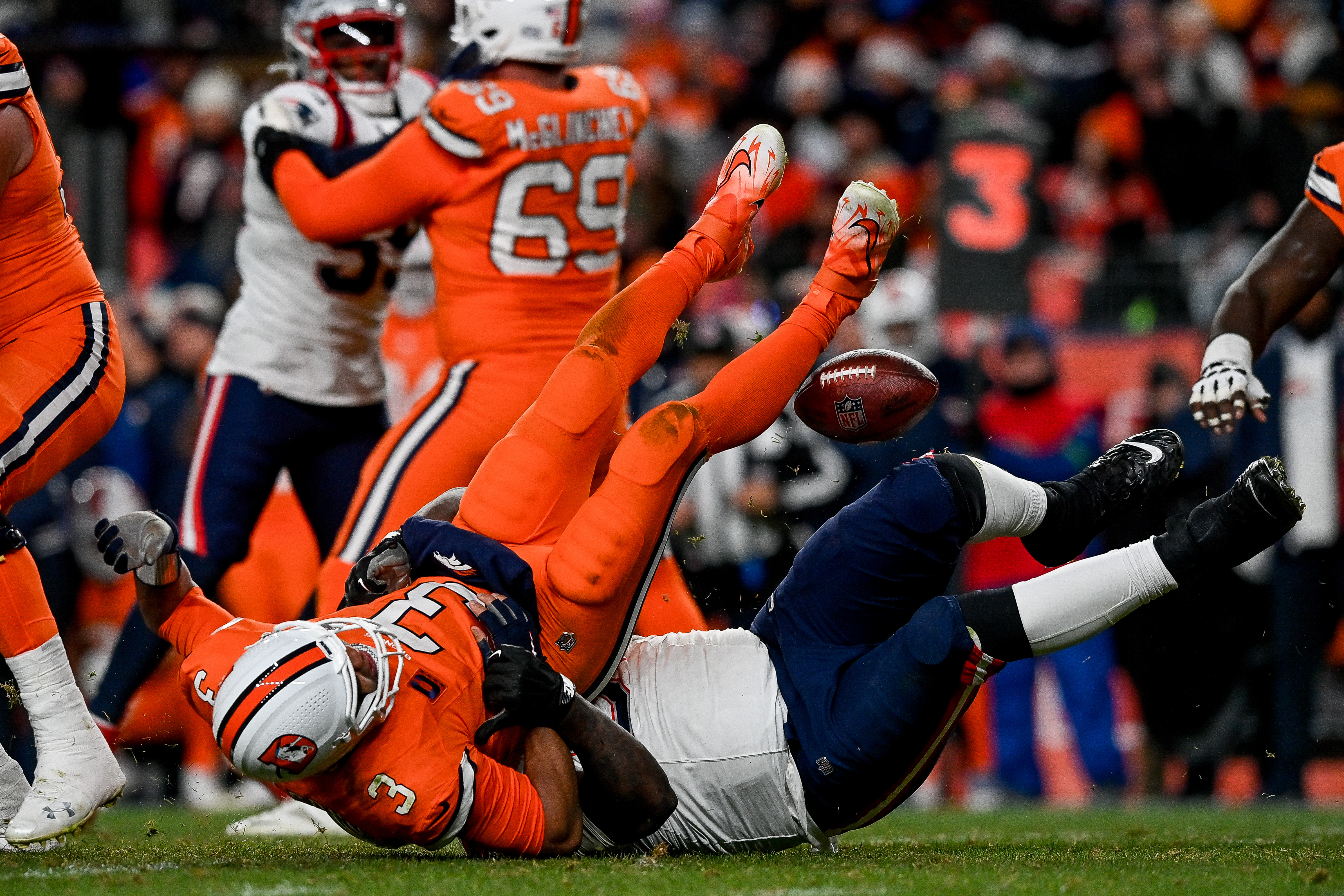 New England Patriots v Denver Broncos