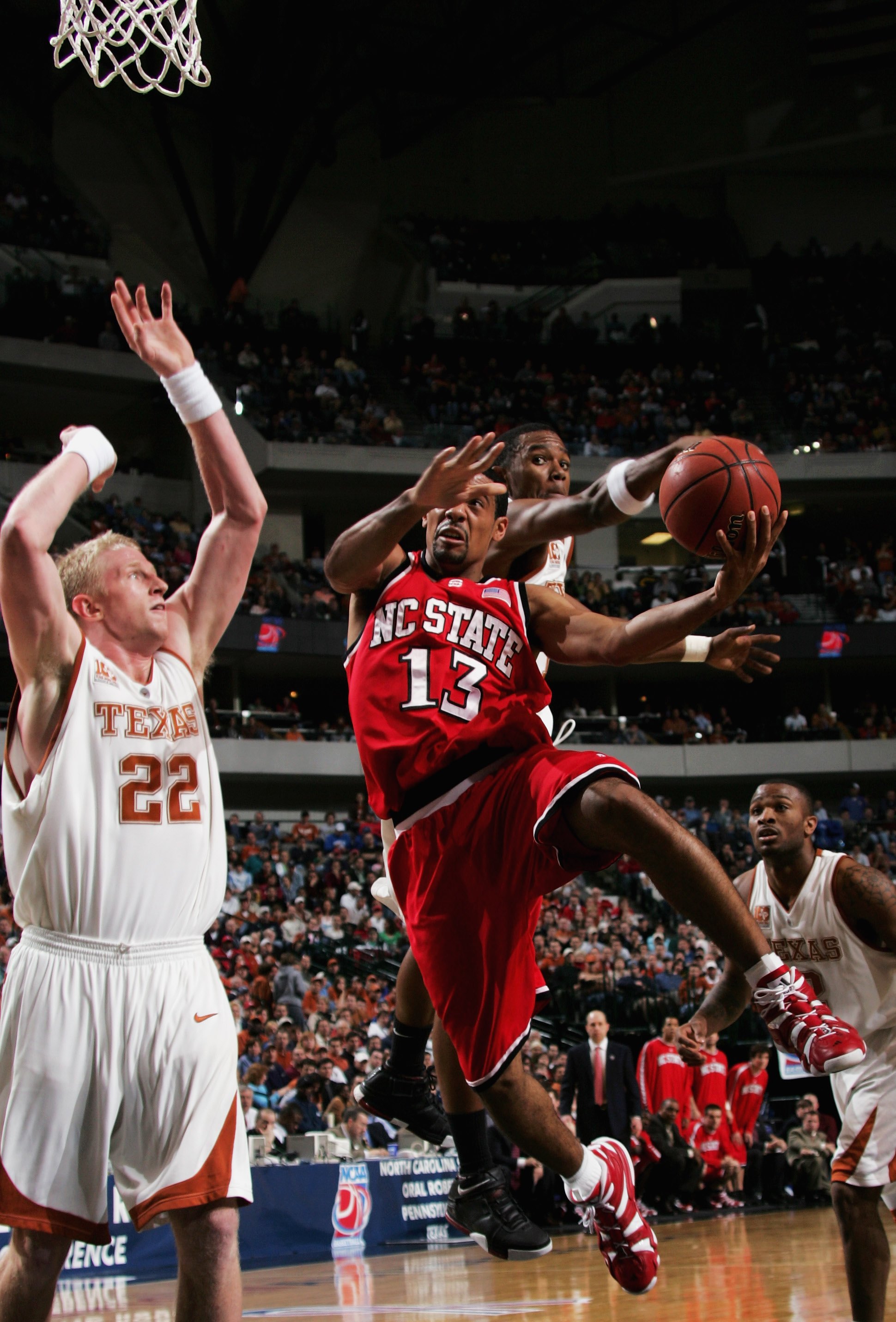 NC State Wolfpack v Texas Longhorns