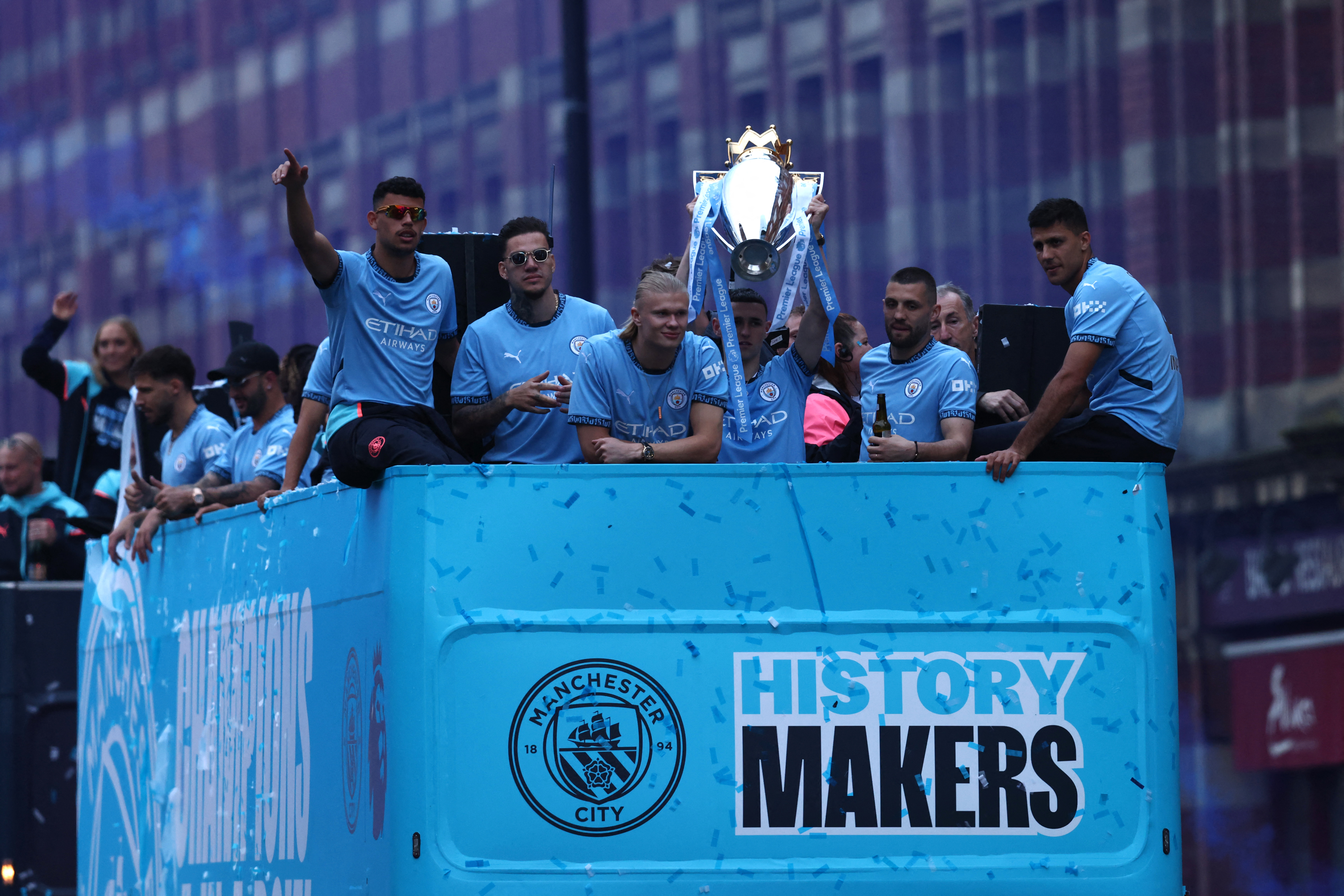 FBL-EUR-ENG-PR-MAN CITY-PARADE