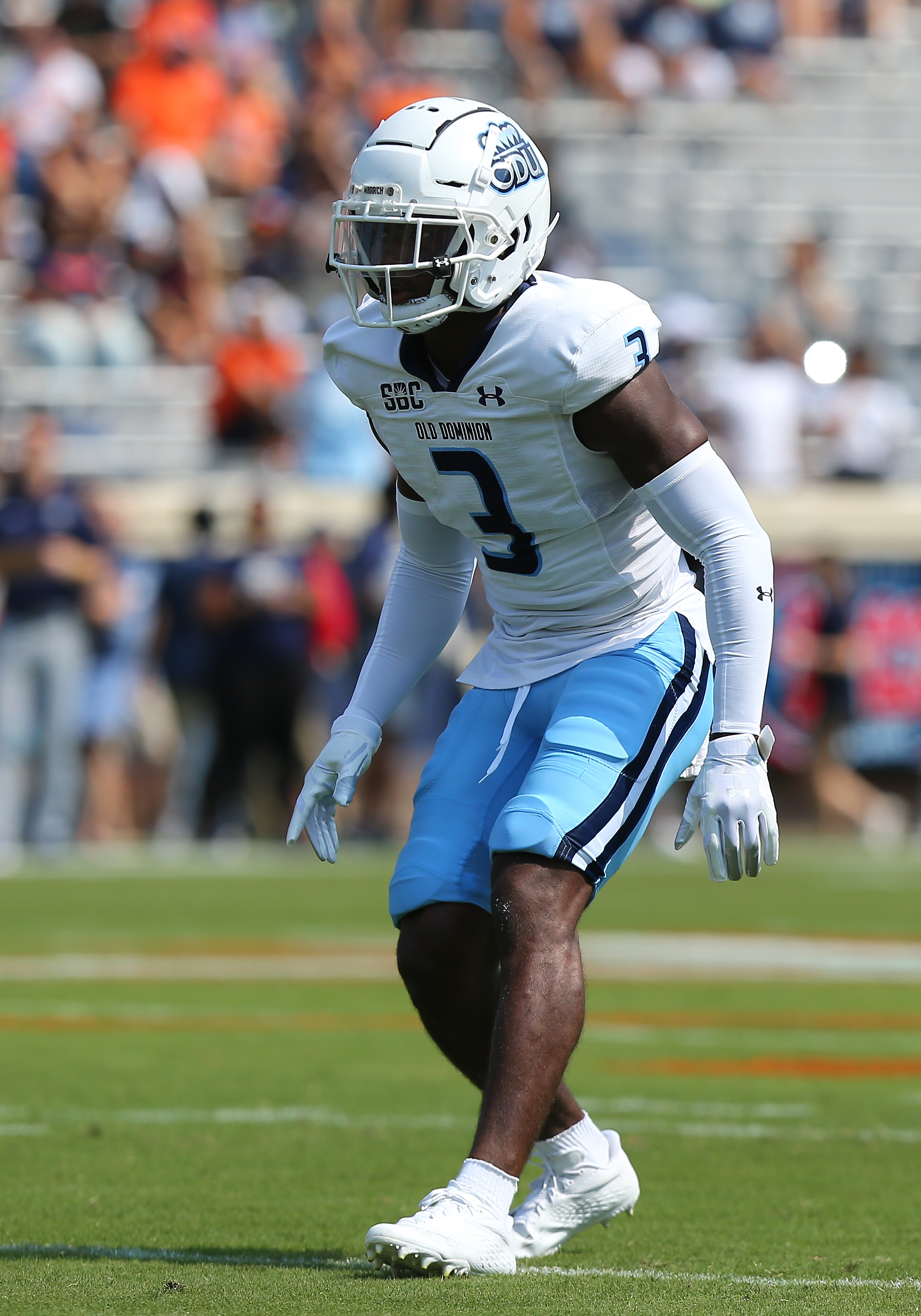 COLLEGE FOOTBALL: SEP 17 Old Dominion at Virginia